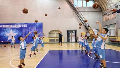 东方启明星篮球训练营成都东方启明星成功校区