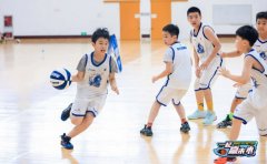 东方启明星篮球训练营东方启明星篮球精英课程助力篮球技能提升
