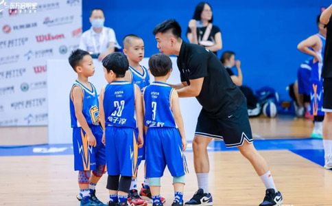 东方启明星篮球一节课多少钱