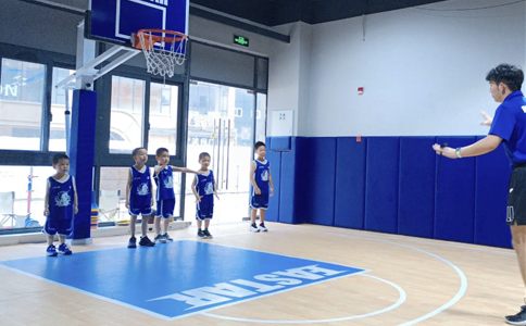 上海篮球培训多少钱一节课